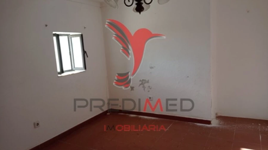 Moradia T3 para Venda em Cabeço de Vide Foto 6