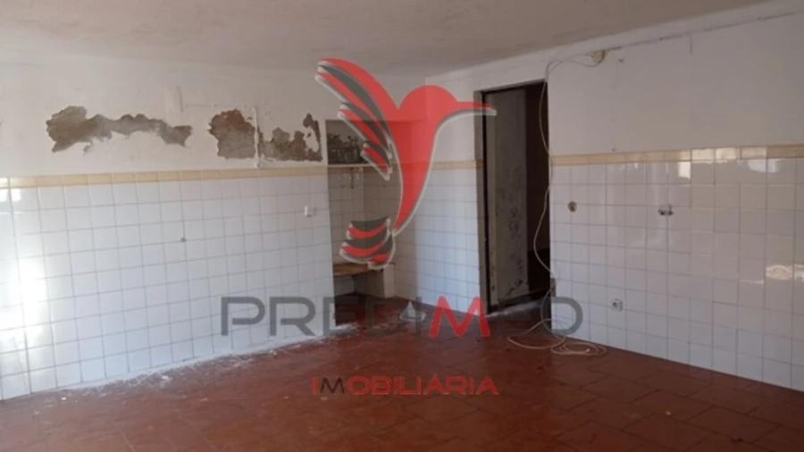 Moradia T3 para Venda em Cabeço de Vide Foto 10