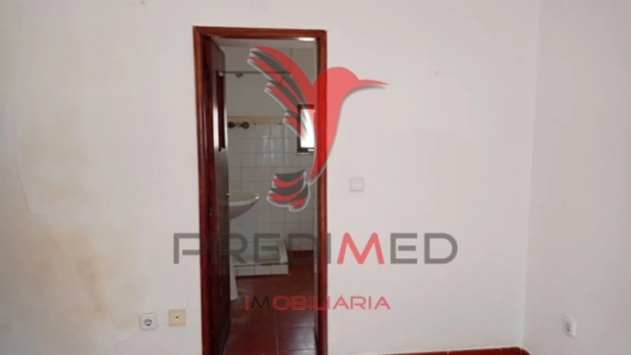 Moradia T3 para Venda em Cabeço de Vide Foto 7