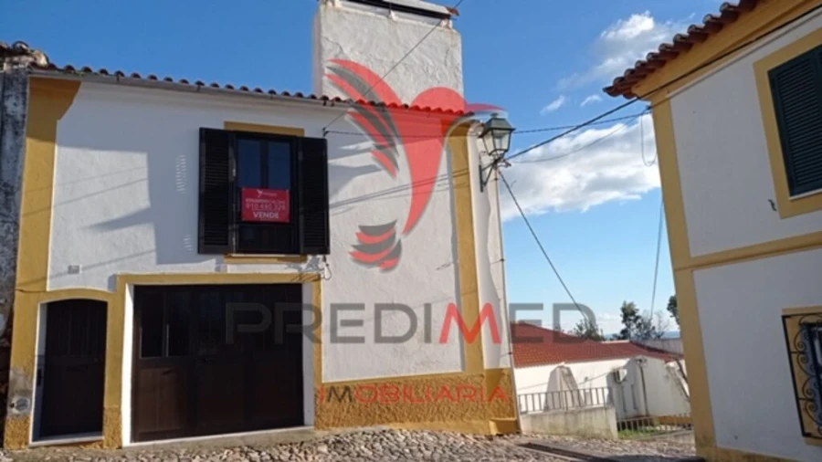 Moradia T3 para Venda em Cabeço de Vide Foto 1