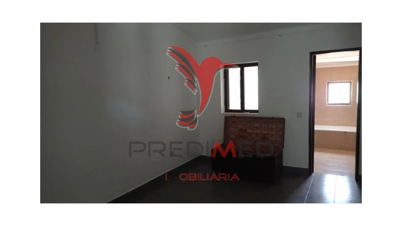 Moradia T3 para Venda em Cabeço de Vide Foto 12