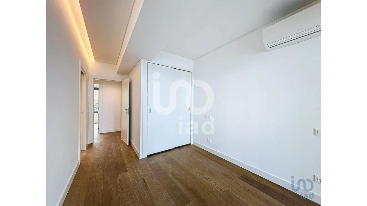 Apartamento T2 para Venda em São Martinho Foto 6