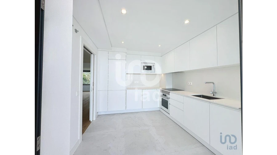 Apartamento T2 para Venda em São Martinho Foto 5