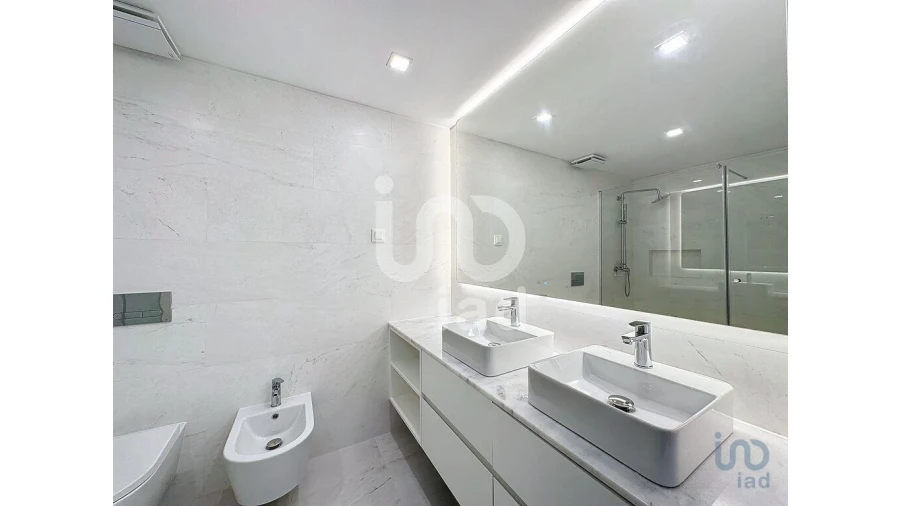Apartamento T2 para Venda em São Martinho Foto 7