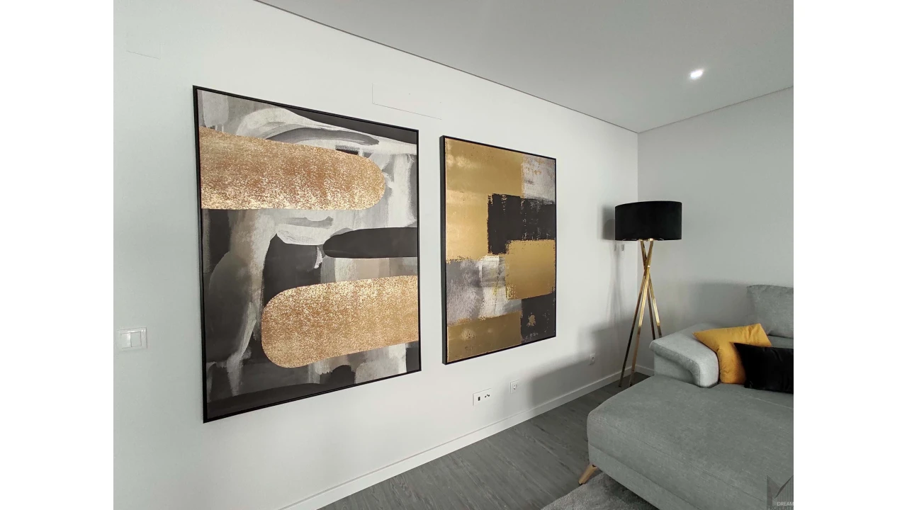 Apartamento T3 para Venda em Quelfes Foto 20