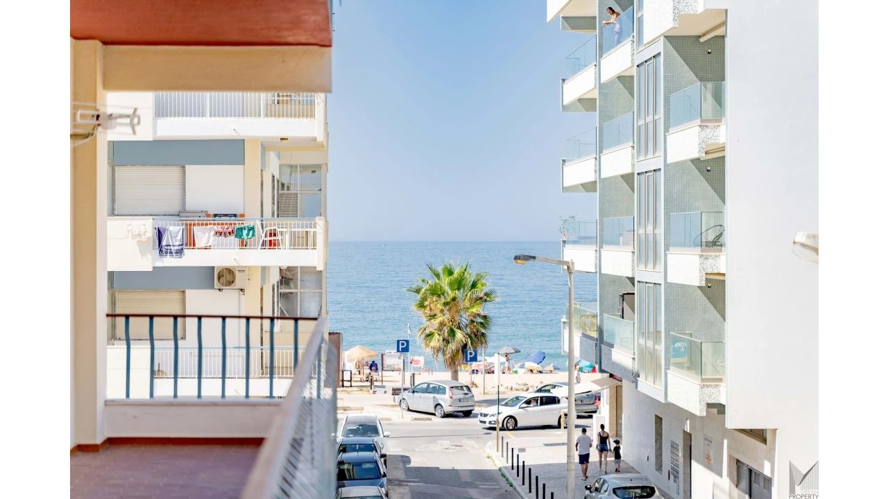 Apartamento T2 para Venda em Quarteira Foto 1