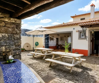 Moradia T5 para Venda em Canhas