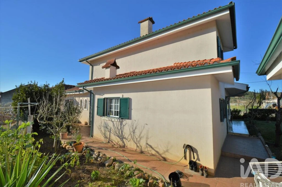 Moradia T4 para Venda em Foz de Arouce e Casal de Ermio Foto 5