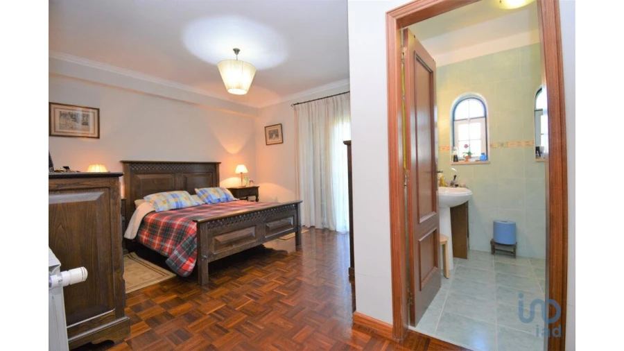 Moradia T4 para Venda em Foz de Arouce e Casal de Ermio Foto 11