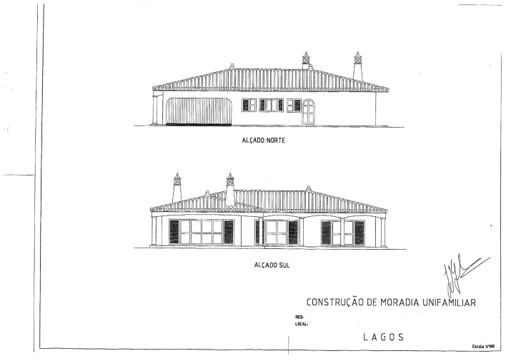 Moradia T4 para Venda em Lagos (São Sebastião e Santa Maria) Planta 1