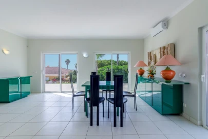 Moradia T3 para Venda em Lagos (São Sebastião e Santa Maria)