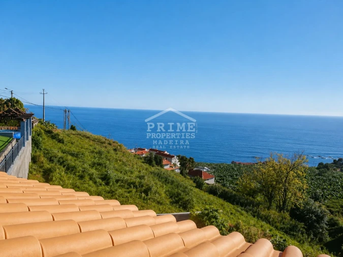 Moradia T3 para Venda em Arco da Calheta Foto 23