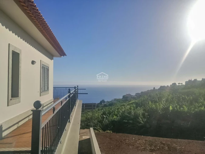 Moradia T3 para Venda em Arco da Calheta Foto 26