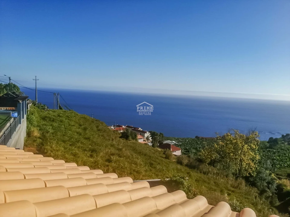 Moradia T3 para Venda em Arco da Calheta Foto 16