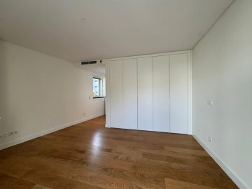Apartamento T3 para Venda em Algés, Linda-A-Velha e Cruz Quebrada-Dafundo