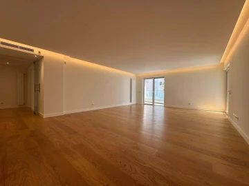 Apartamento T3 para Venda em Algés, Linda-A-Velha e Cruz Quebrada-Dafundo