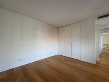 Apartamento T3 para Venda em Algés, Linda-A-Velha e Cruz Quebrada-Dafundo