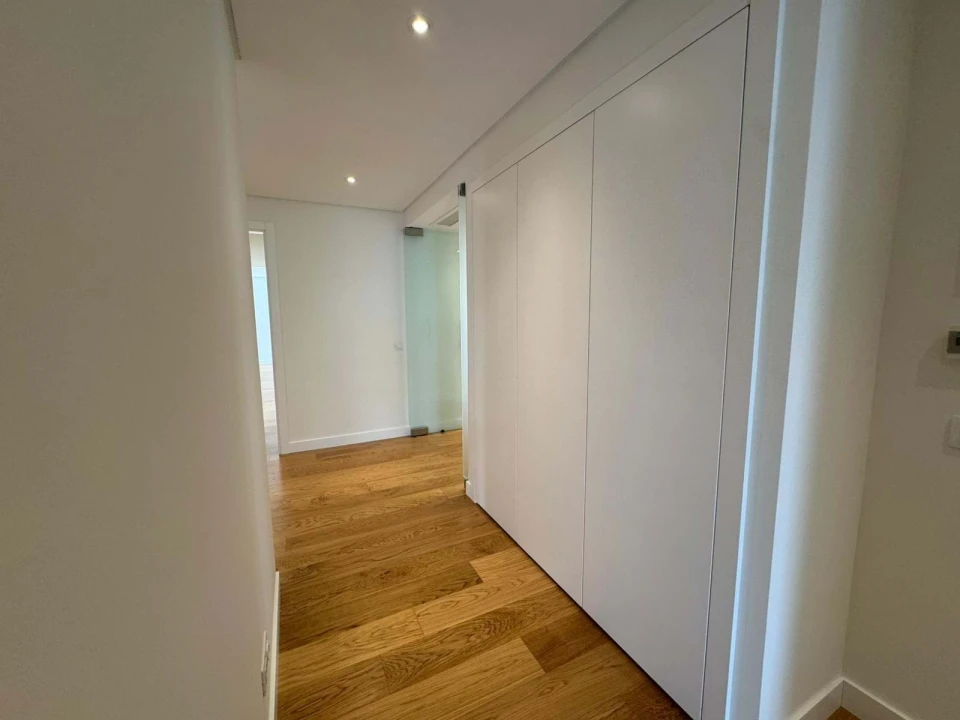 Apartamento T3 para Venda em Algés, Linda-A-Velha e Cruz Quebrada-Dafundo Foto 11