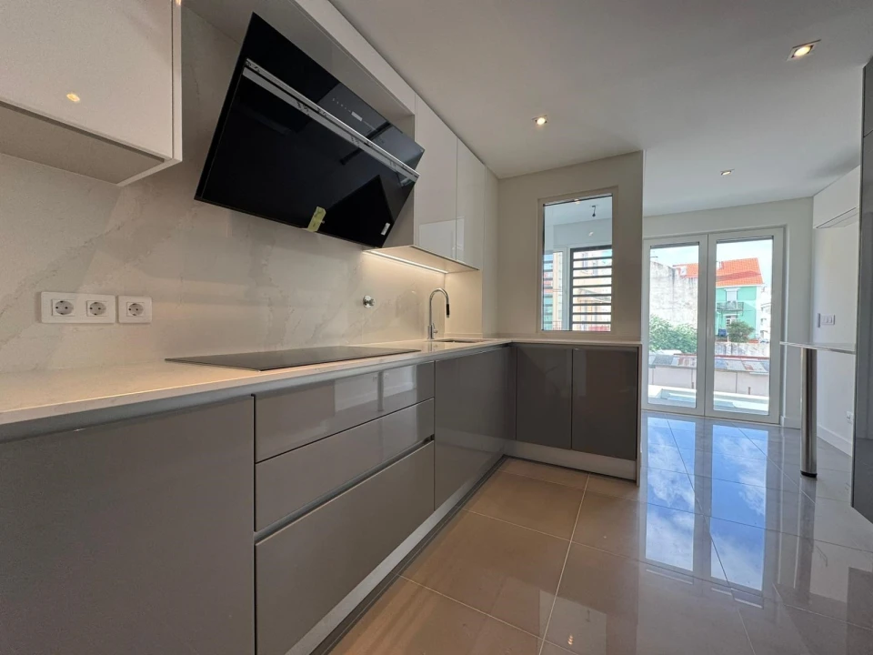 Apartamento T3 para Venda em Algés, Linda-A-Velha e Cruz Quebrada-Dafundo Foto 5