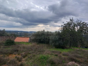Moradia T1 para Venda em Querença, Tôr e Benafim