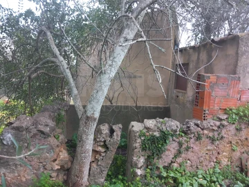 Moradia T1 para Venda em Querença, Tôr e Benafim