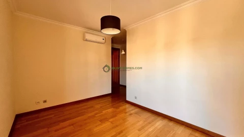 Apartamento T3 para Venda em Quarteira