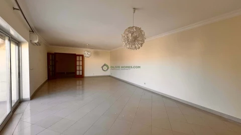 Apartamento T3 para Venda em Quarteira