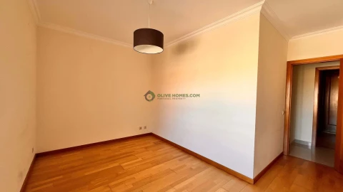 Apartamento T3 para Venda em Quarteira