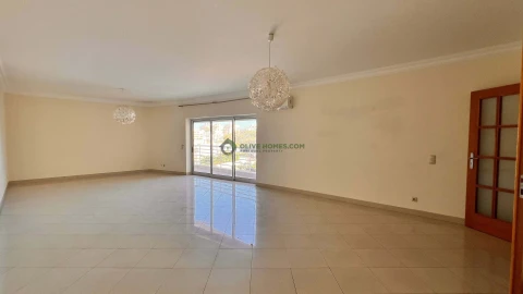Apartamento T3 para Venda em Quarteira