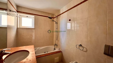 Apartamento T3 para Venda em Quarteira