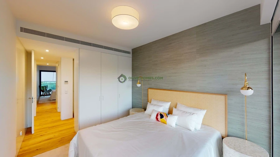 Apartamento T3 para Venda em Quarteira Foto 9
