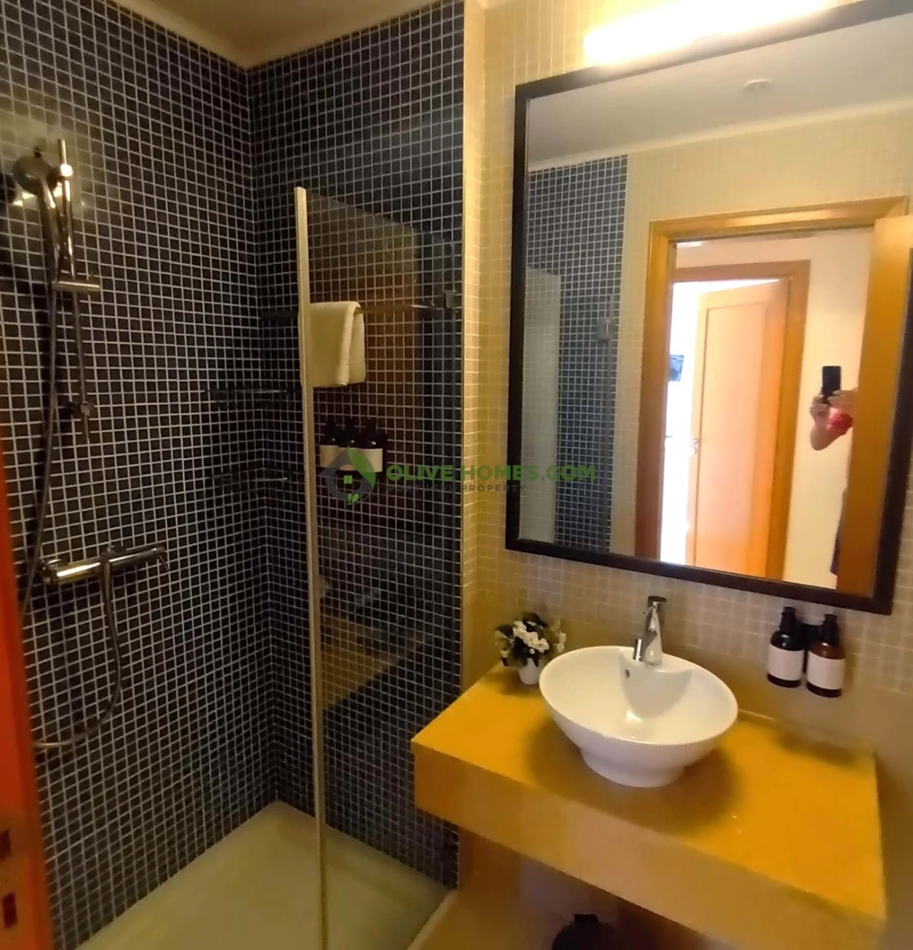 Apartamento T2 para Venda em Quarteira Foto 17