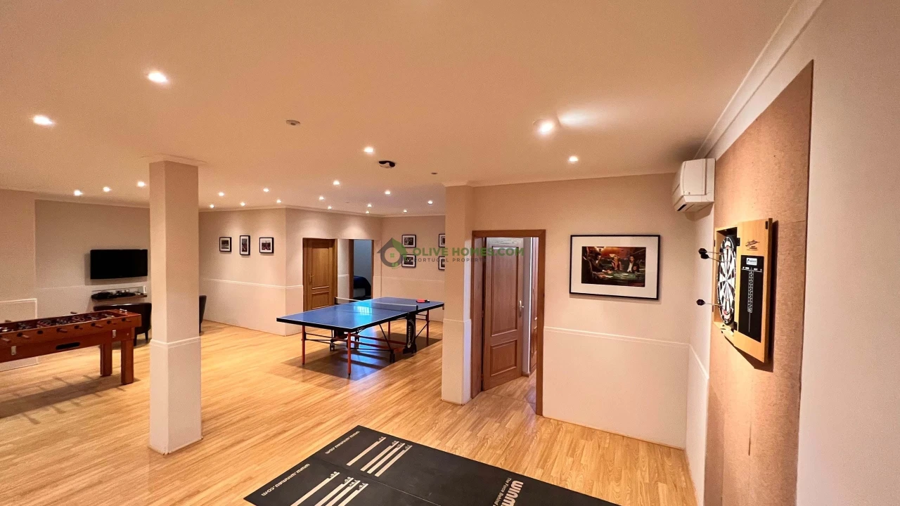 Moradia T8 para Venda em Almancil Foto 73