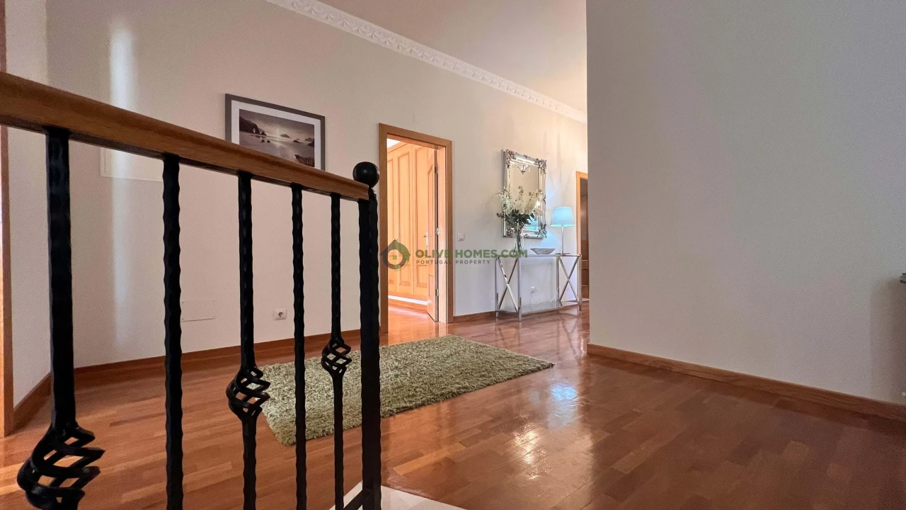 Moradia T8 para Venda em Almancil Foto 38