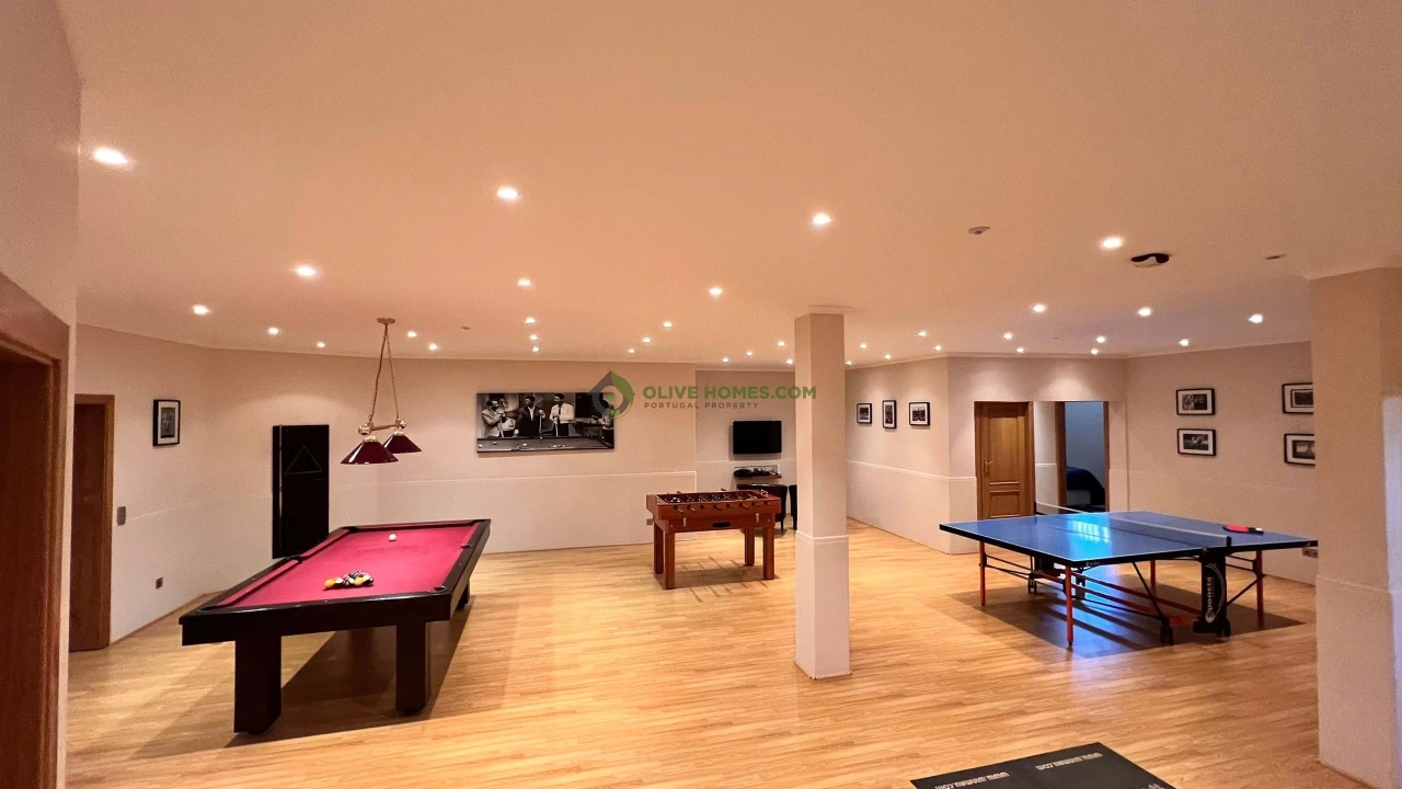 Moradia T8 para Venda em Almancil Foto 72