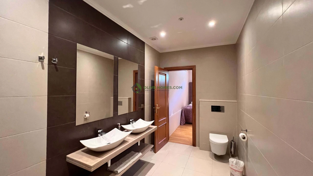 Moradia T8 para Venda em Almancil Foto 89