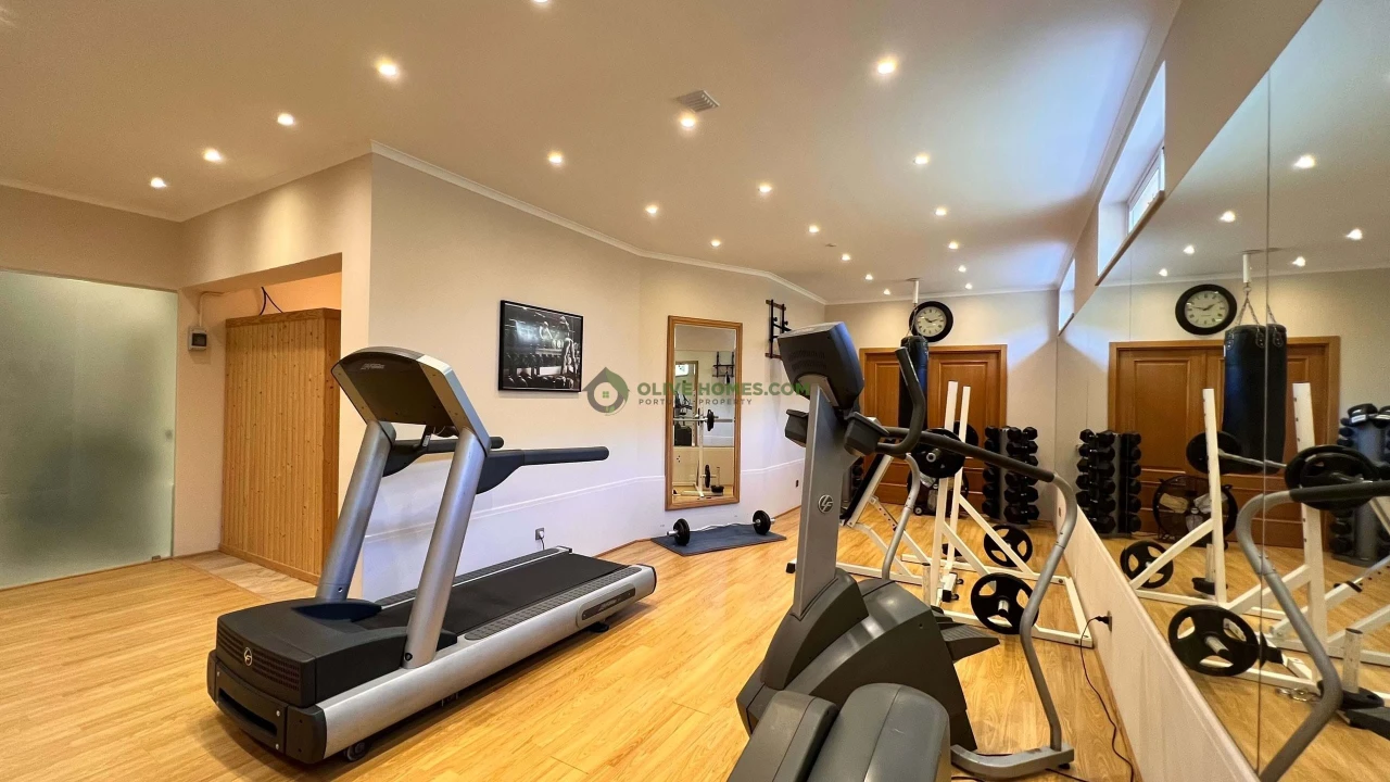 Moradia T8 para Venda em Almancil Foto 109