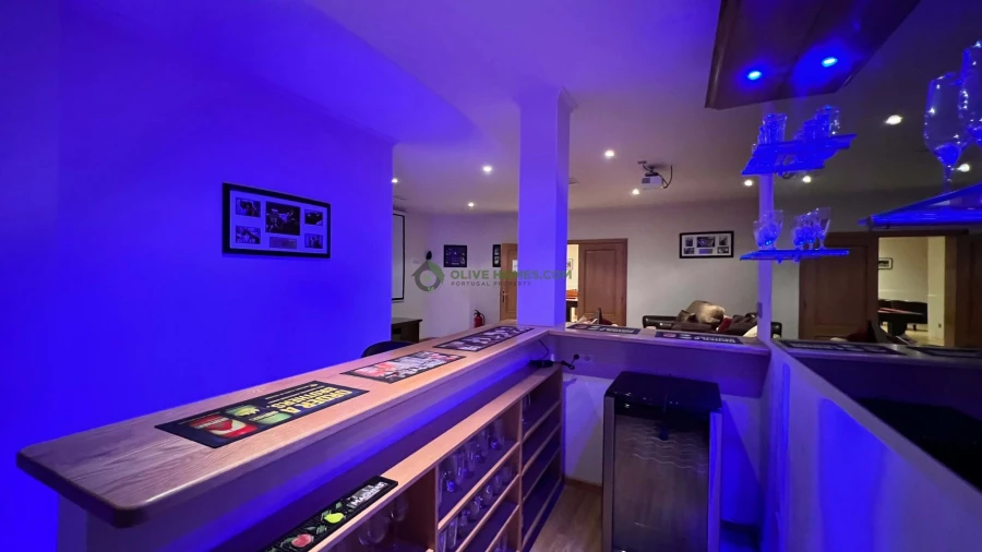 Moradia T8 para Venda em Almancil Foto 100