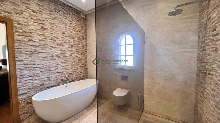 Moradia T8 para Venda em Almancil Foto 56