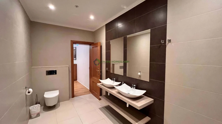 Moradia T8 para Venda em Almancil Foto 83