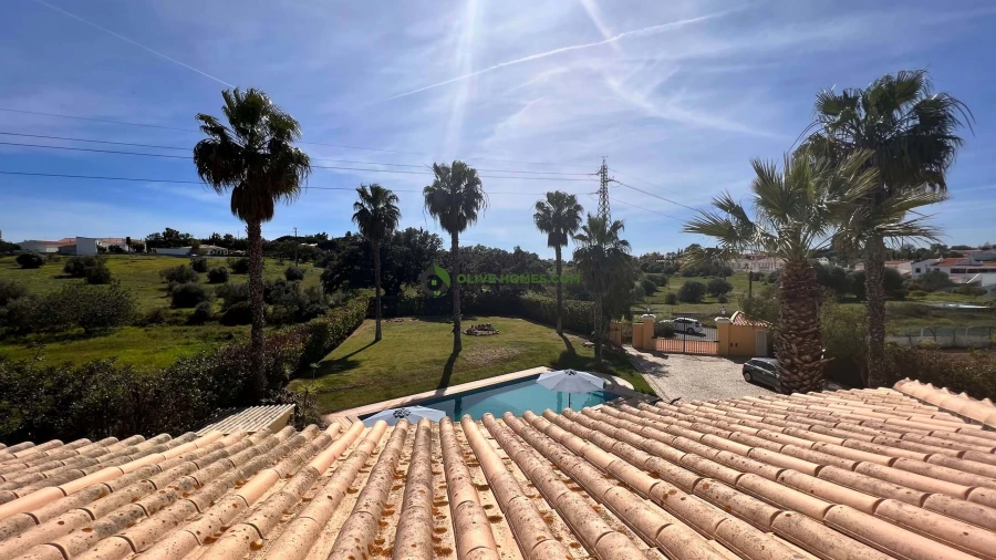 Moradia T8 para Venda em Almancil Foto 50