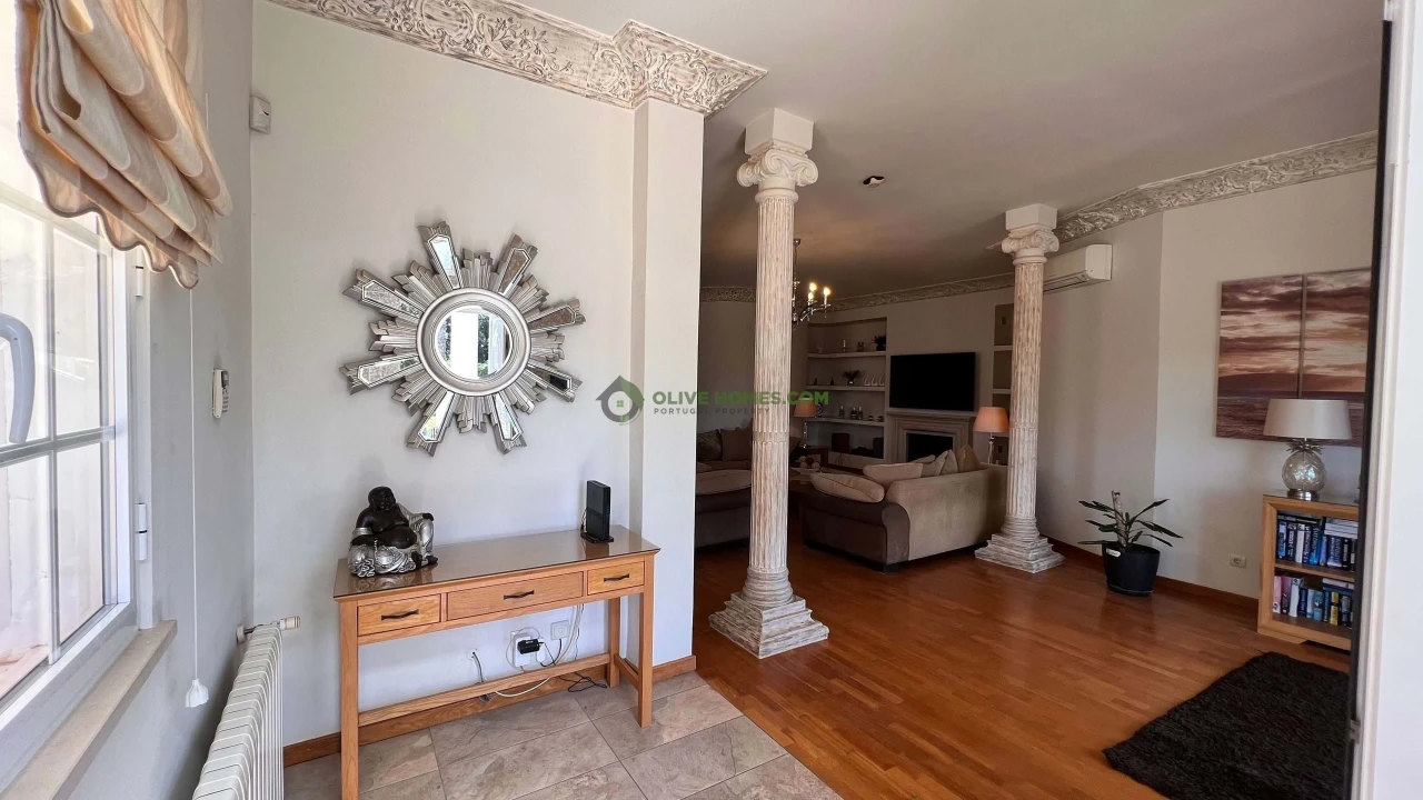 Moradia T8 para Venda em Almancil Foto 13