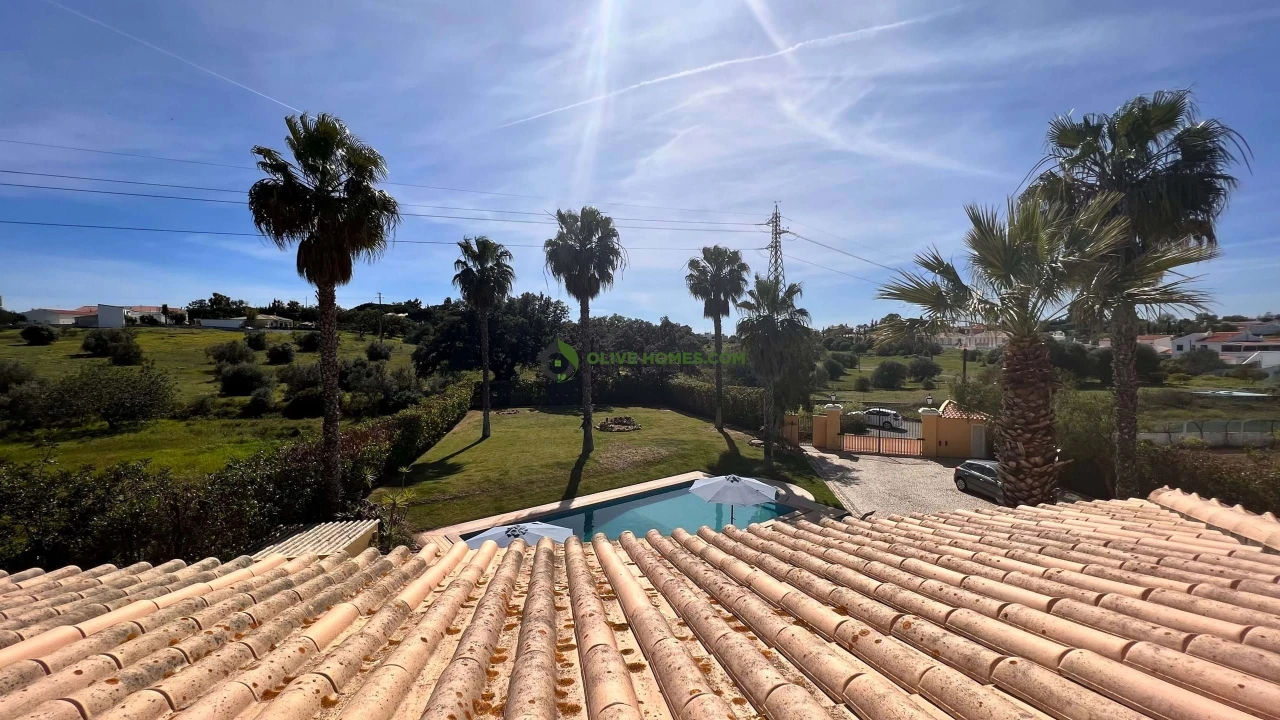 Moradia T8 para Venda em Almancil Foto 50