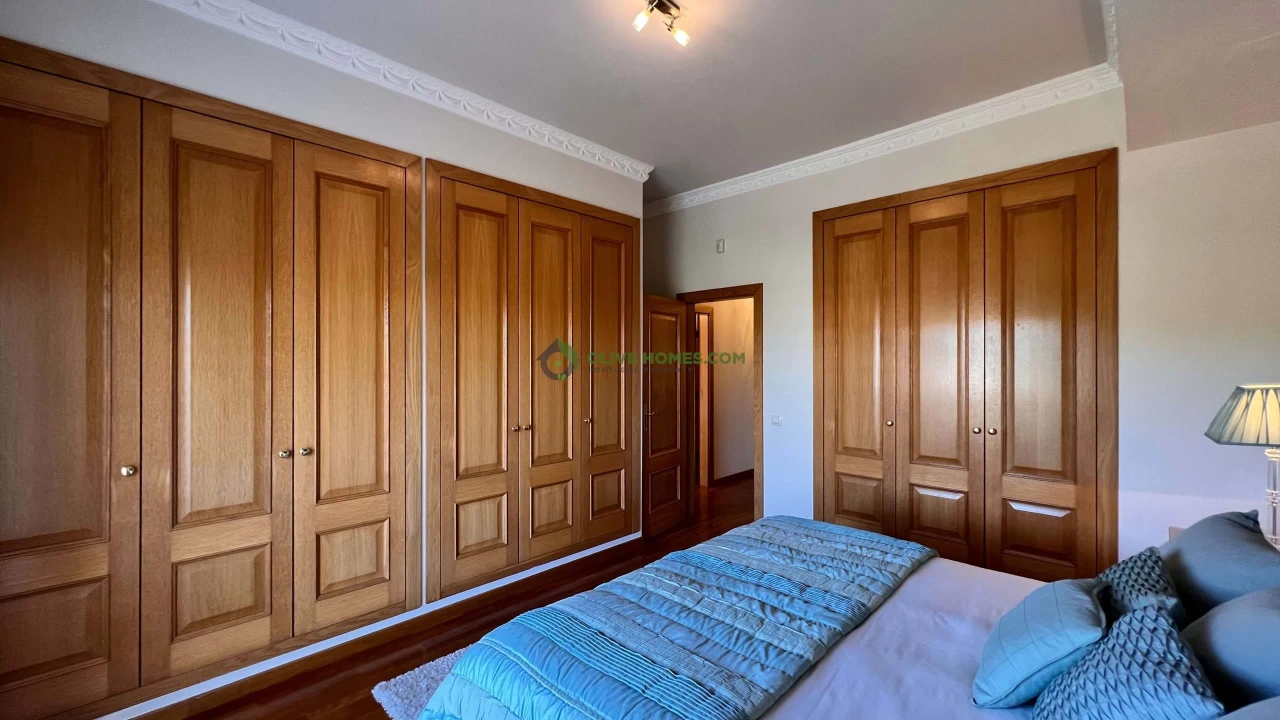 Moradia T8 para Venda em Almancil Foto 64