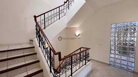 Moradia T7 para Venda em Quarteira