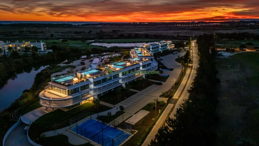 Apartamento T3 para Venda em Quarteira Foto 71