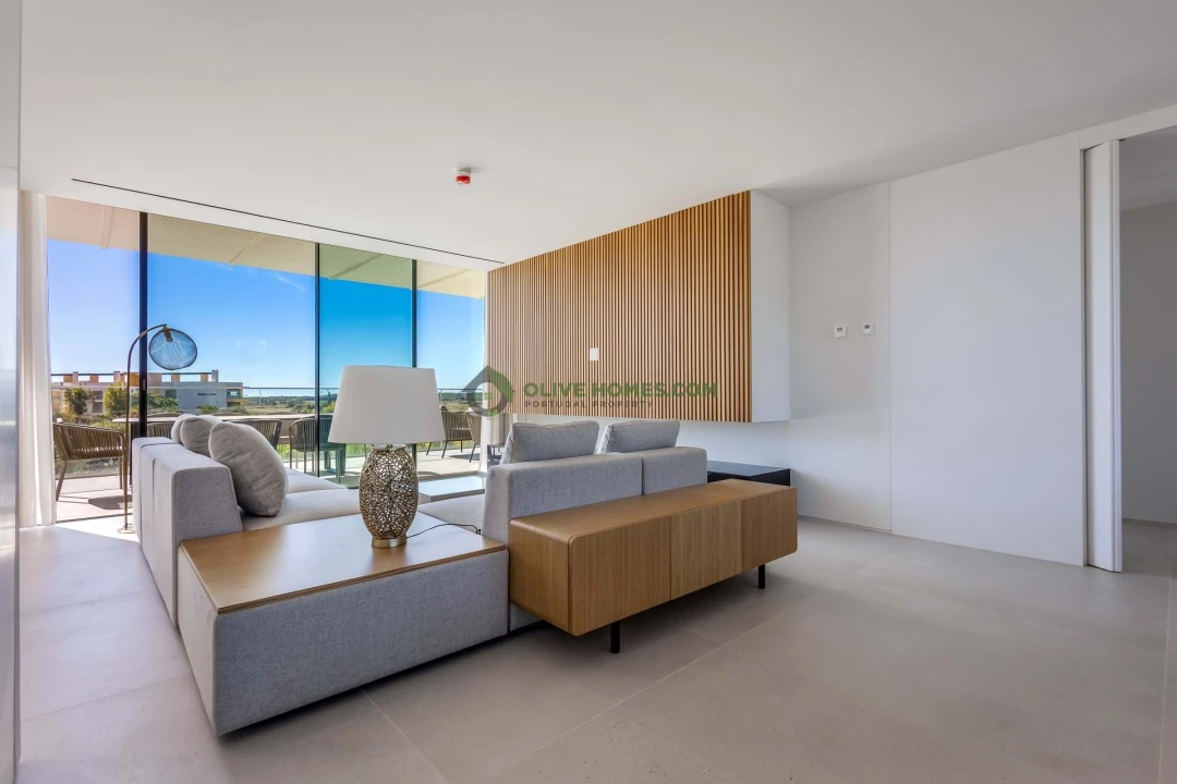 Apartamento T3 para Venda em Quarteira Foto 2