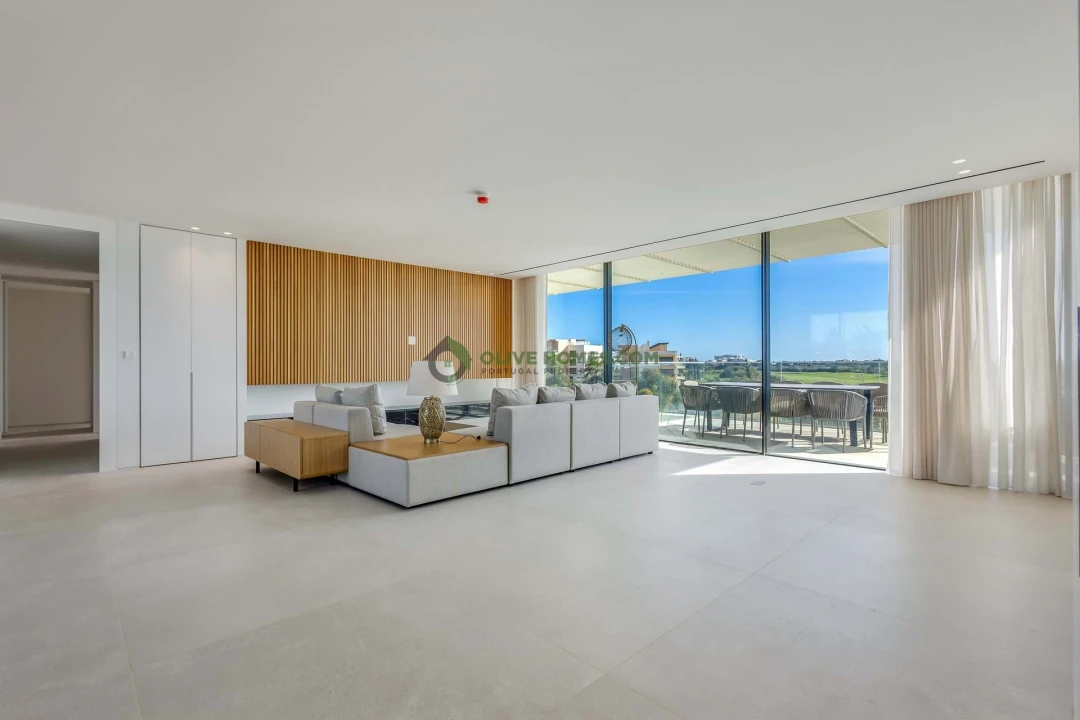 Apartamento T3 para Venda em Quarteira Foto 11
