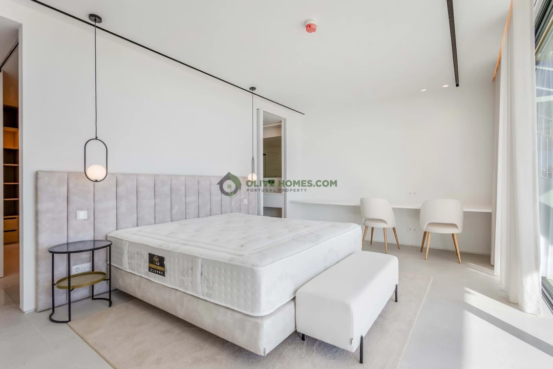 Apartamento T3 para Venda em Quarteira Foto 32