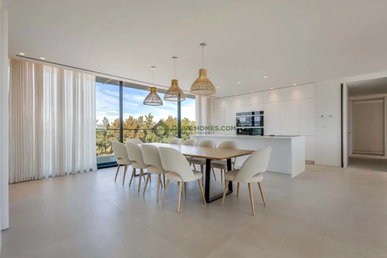 Apartamento T3 para Venda em Quarteira Foto 12